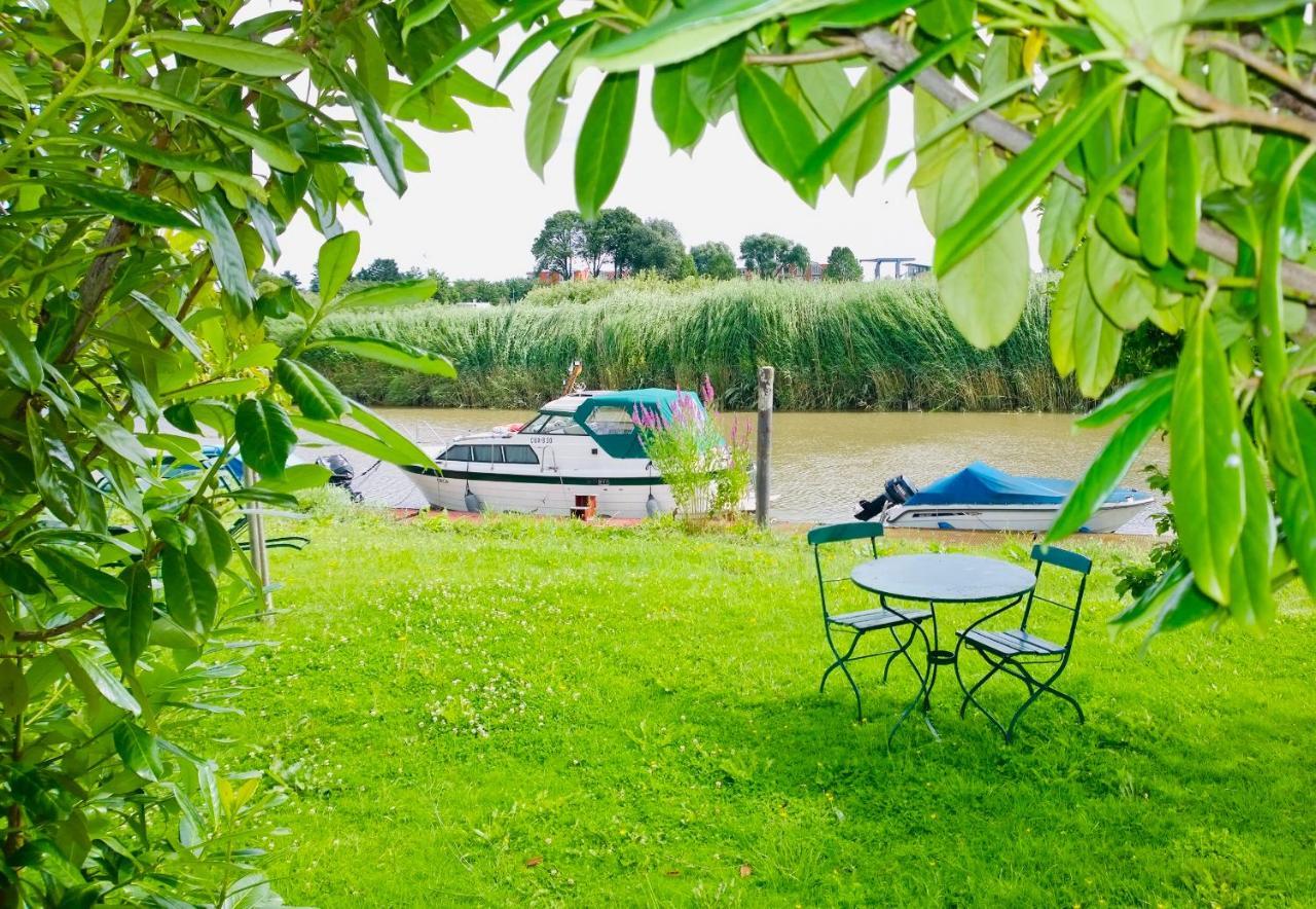 Fewo Blankenese Im Haus Luehegarten Grünendeich Buitenkant foto