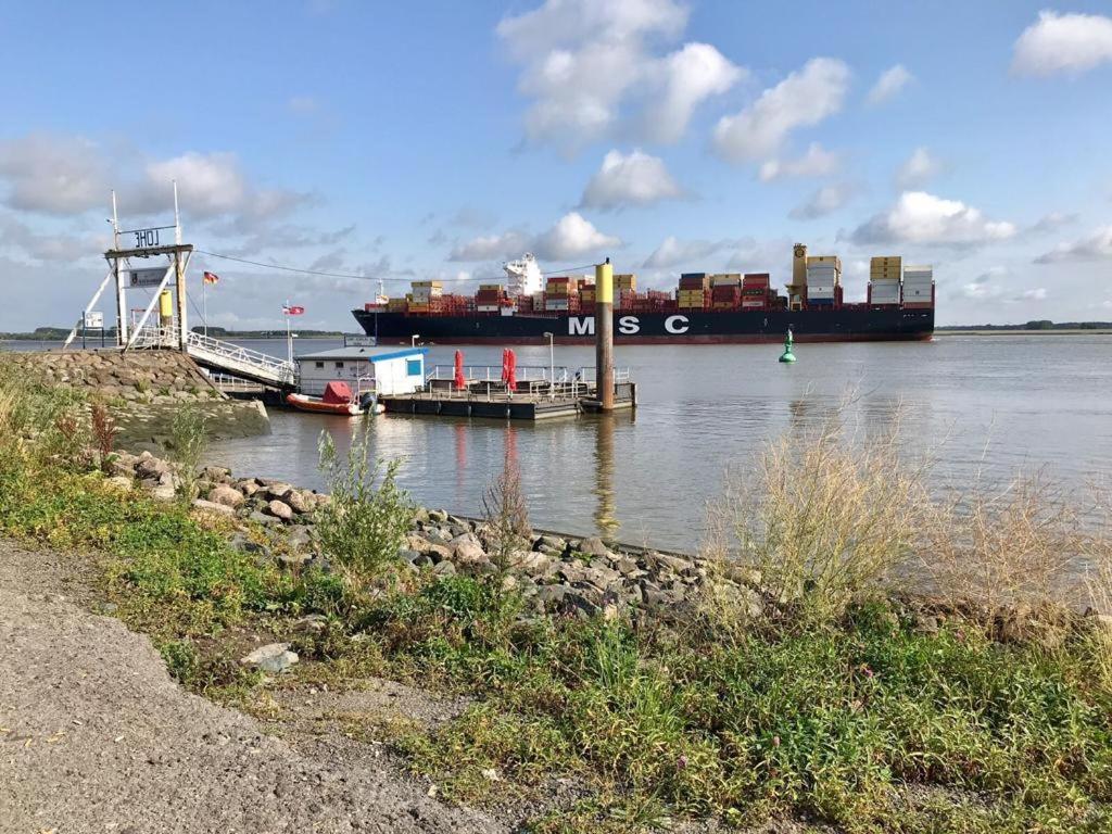 Fewo Blankenese Im Haus Luehegarten Grünendeich Buitenkant foto