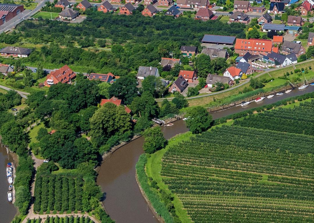 Fewo Blankenese Im Haus Luehegarten Grünendeich Buitenkant foto